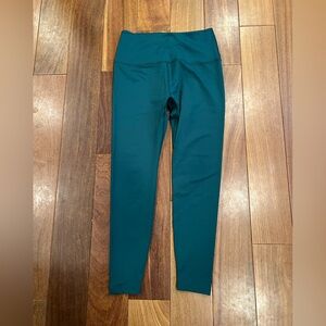 Beyond Yoga Forest Green Leggings Large